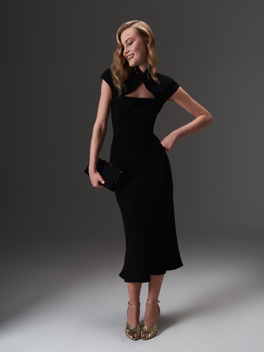 Dress with handmade embroidery Noir